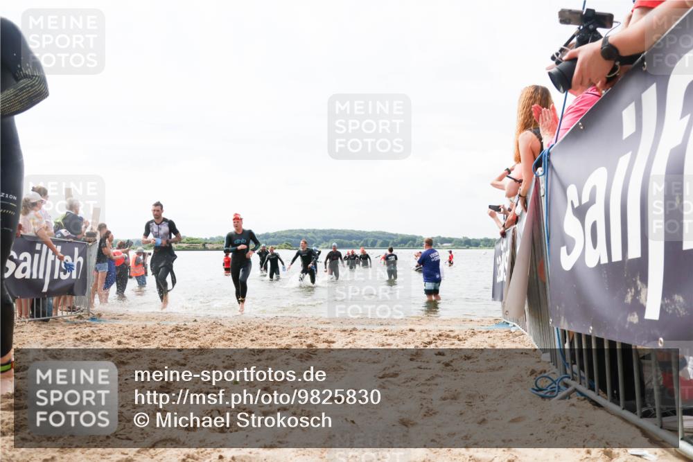 21.06.2026 - Viking Triathlon Michael Strokosch http://msf.ph/oto/9825830 21.06.2026 10:36:20 Schwimmen 113, 200, 205, 323, 556, 560, 656 meine-sportfotos.de