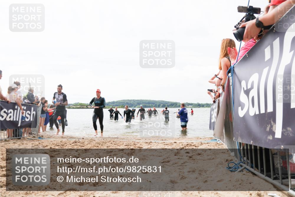 21.06.2026 - Viking Triathlon Michael Strokosch http://msf.ph/oto/9825831 21.06.2026 10:36:21 Schwimmen 16, 113, 205, 323, 556, 560, 656 meine-sportfotos.de