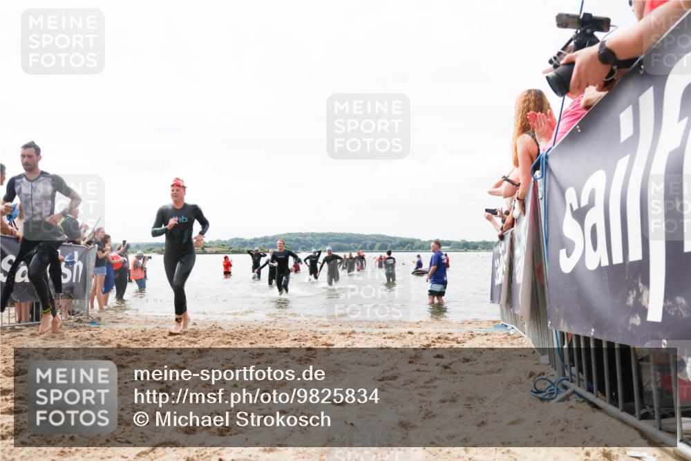 21.06.2026 - Viking Triathlon Michael Strokosch http://msf.ph/oto/9825834 21.06.2026 10:36:22 Schwimmen 16, 113, 205, 323, 556, 560, 656 meine-sportfotos.de