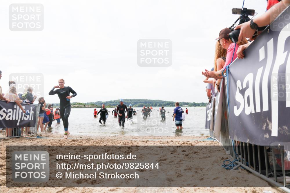 21.06.2026 - Viking Triathlon Michael Strokosch http://msf.ph/oto/9825844 21.06.2026 10:36:25 Schwimmen 16, 43, 113, 205, 323, 475, 556, 604, 656 meine-sportfotos.de