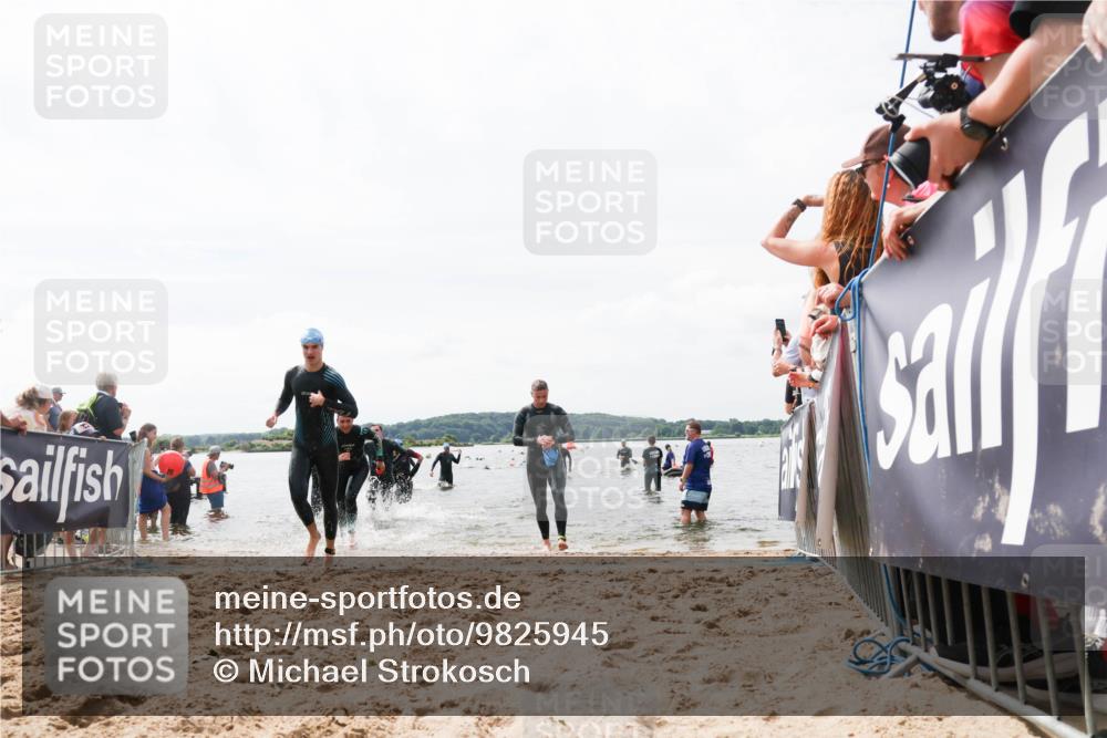 21.06.2026 - Viking Triathlon Michael Strokosch http://msf.ph/oto/9825945 21.06.2026 10:36:59 Schwimmen 68, 87, 122, 186, 325, 364, 395, 407, 606 meine-sportfotos.de