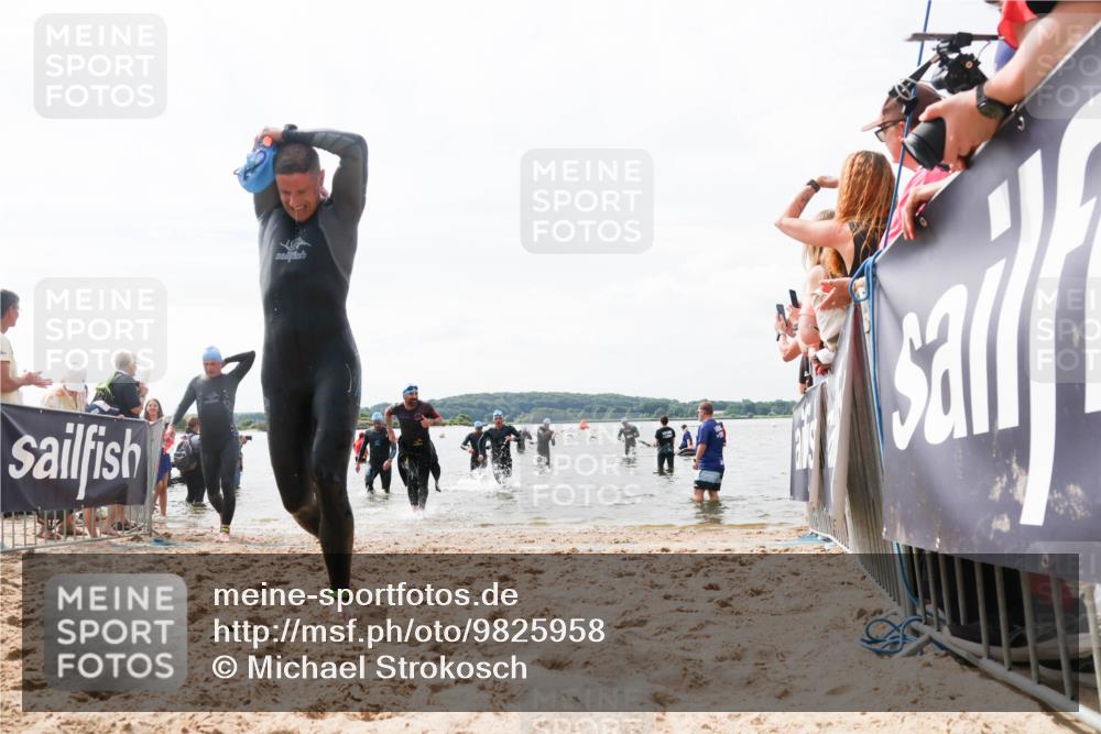 21.06.2026 - Viking Triathlon Michael Strokosch http://msf.ph/oto/9825958 21.06.2026 10:37:03 Schwimmen 84, 87, 122, 186, 325, 364, 395, 407, 606 meine-sportfotos.de