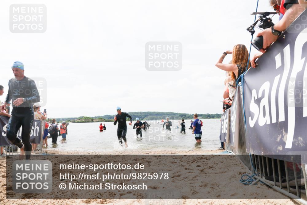 21.06.2026 - Viking Triathlon Michael Strokosch http://msf.ph/oto/9825978 21.06.2026 10:37:10 Schwimmen 84, 142, 186, 325, 395, 407, 553 meine-sportfotos.de