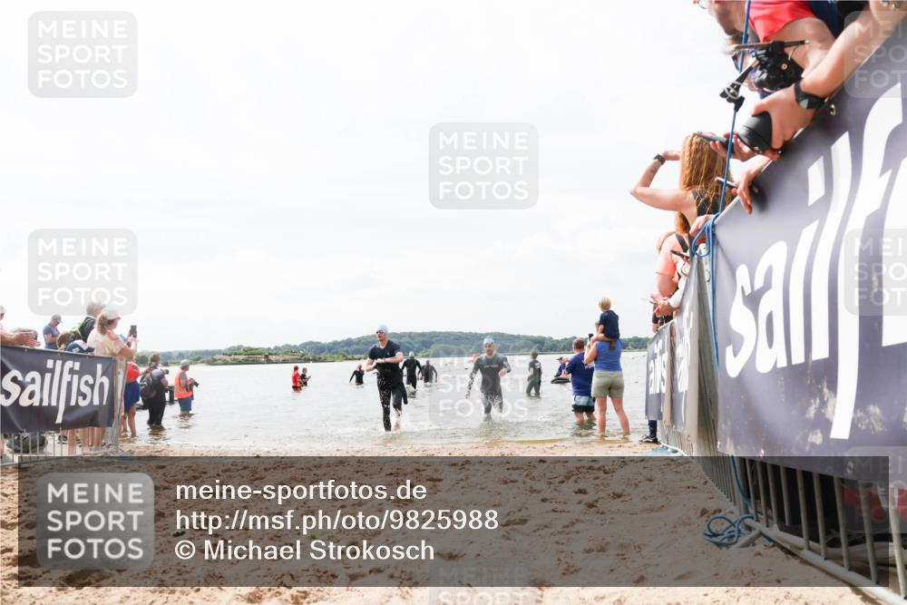 21.06.2026 - Viking Triathlon Michael Strokosch http://msf.ph/oto/9825988 21.06.2026 10:37:13 Schwimmen 84, 142, 186, 407, 553 meine-sportfotos.de