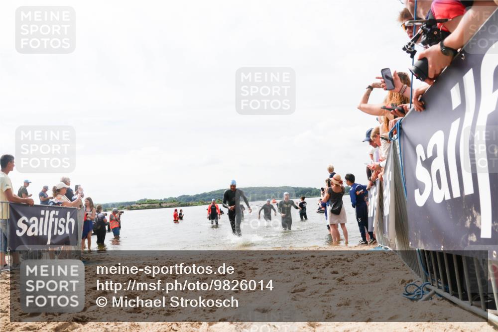 21.06.2026 - Viking Triathlon Michael Strokosch http://msf.ph/oto/9826014 21.06.2026 10:37:22 Schwimmen 64, 89, 142, 455, 553 meine-sportfotos.de