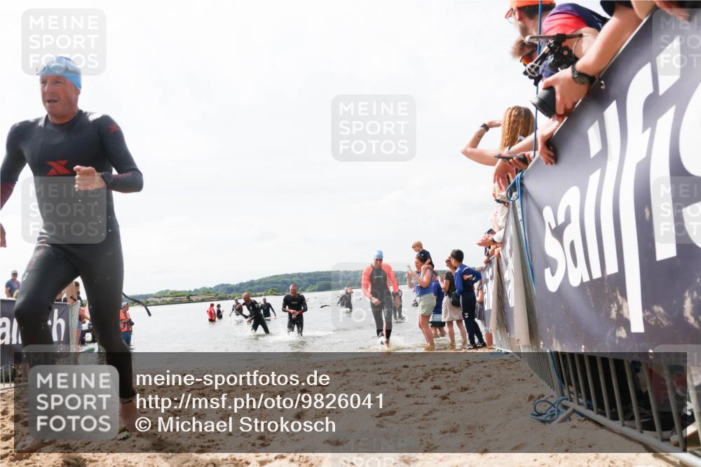21.06.2026 - Viking Triathlon Michael Strokosch http://msf.ph/oto/9826041 21.06.2026 10:37:31 Schwimmen 64, 89, 111, 370, 450 meine-sportfotos.de