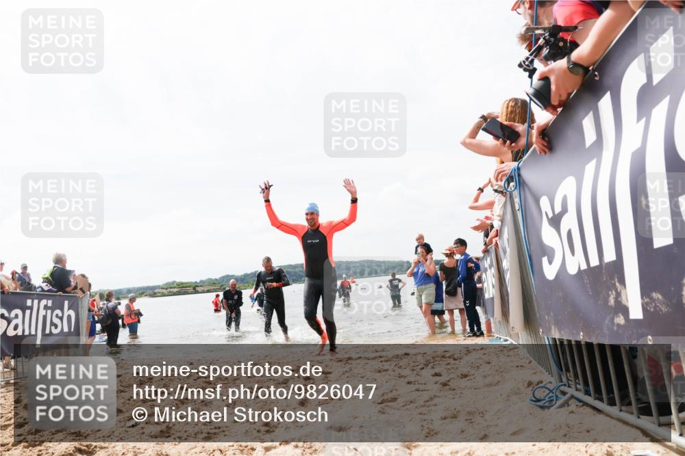 21.06.2026 - Viking Triathlon Michael Strokosch http://msf.ph/oto/9826047 21.06.2026 10:37:33 Schwimmen 64, 111, 239, 370, 450, 545 meine-sportfotos.de