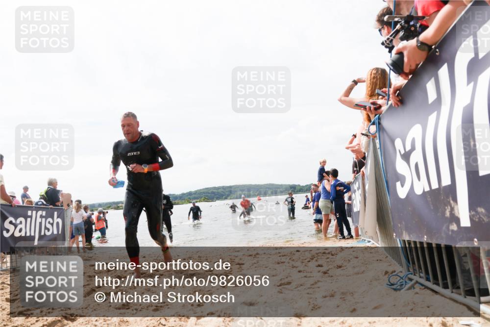 21.06.2026 - Viking Triathlon Michael Strokosch http://msf.ph/oto/9826056 21.06.2026 10:37:36 Schwimmen 111, 239, 370, 450, 545 meine-sportfotos.de