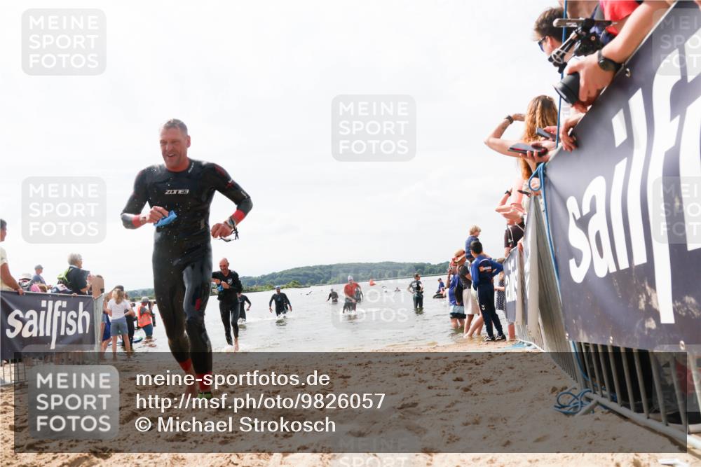 21.06.2026 - Viking Triathlon Michael Strokosch http://msf.ph/oto/9826057 21.06.2026 10:37:36 Schwimmen 111, 239, 370, 450, 545 meine-sportfotos.de