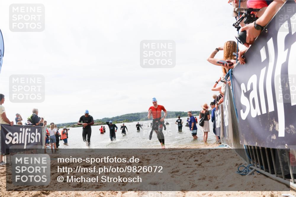 21.06.2026 - Viking Triathlon Michael Strokosch http://msf.ph/oto/9826072 21.06.2026 10:37:41 Schwimmen 111, 239, 243, 513, 545 meine-sportfotos.de