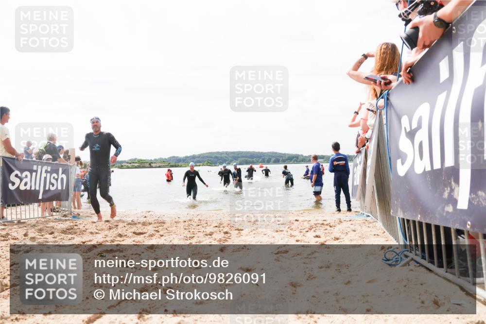 21.06.2026 - Viking Triathlon Michael Strokosch http://msf.ph/oto/9826091 21.06.2026 10:37:48 Schwimmen 197, 239, 243, 467, 513, 633 meine-sportfotos.de