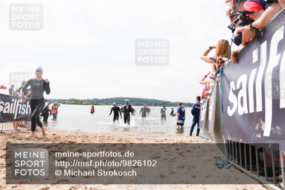 21.06.2026 - Viking Triathlon Michael Strokosch http://msf.ph/oto/9826102 21.06.2026 10:37:51 Schwimmen 197, 243, 467, 513, 633 meine-sportfotos.de