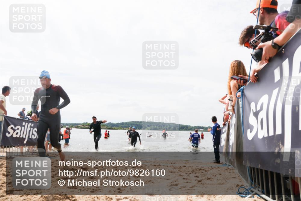 21.06.2026 - Viking Triathlon Michael Strokosch http://msf.ph/oto/9826160 21.06.2026 10:38:11 Schwimmen 80, 99, 241, 315 meine-sportfotos.de