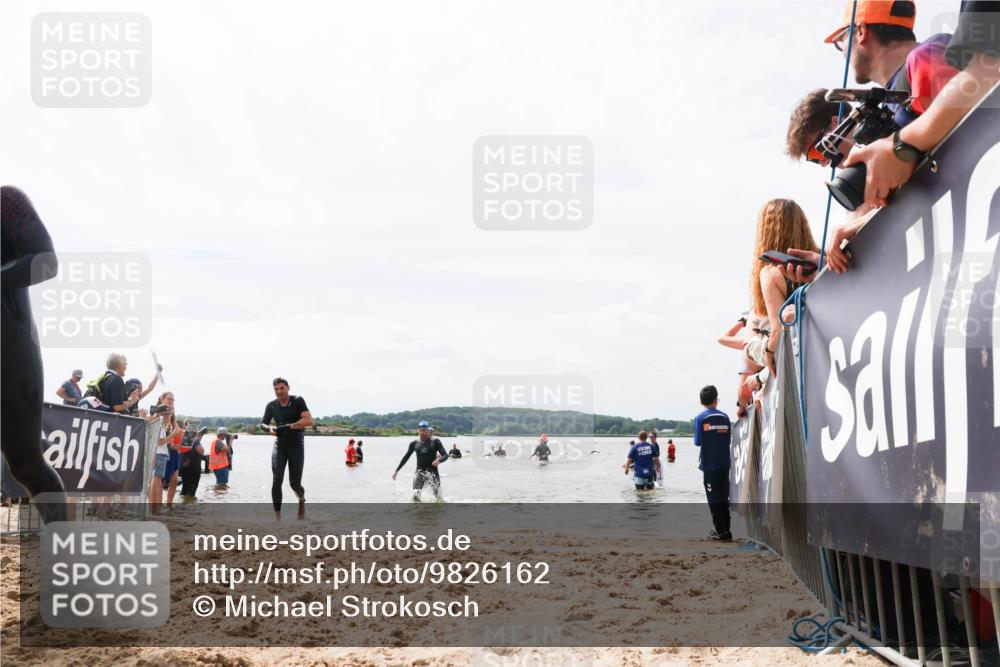 21.06.2026 - Viking Triathlon Michael Strokosch http://msf.ph/oto/9826162 21.06.2026 10:38:12 Schwimmen 80, 99, 241, 315 meine-sportfotos.de