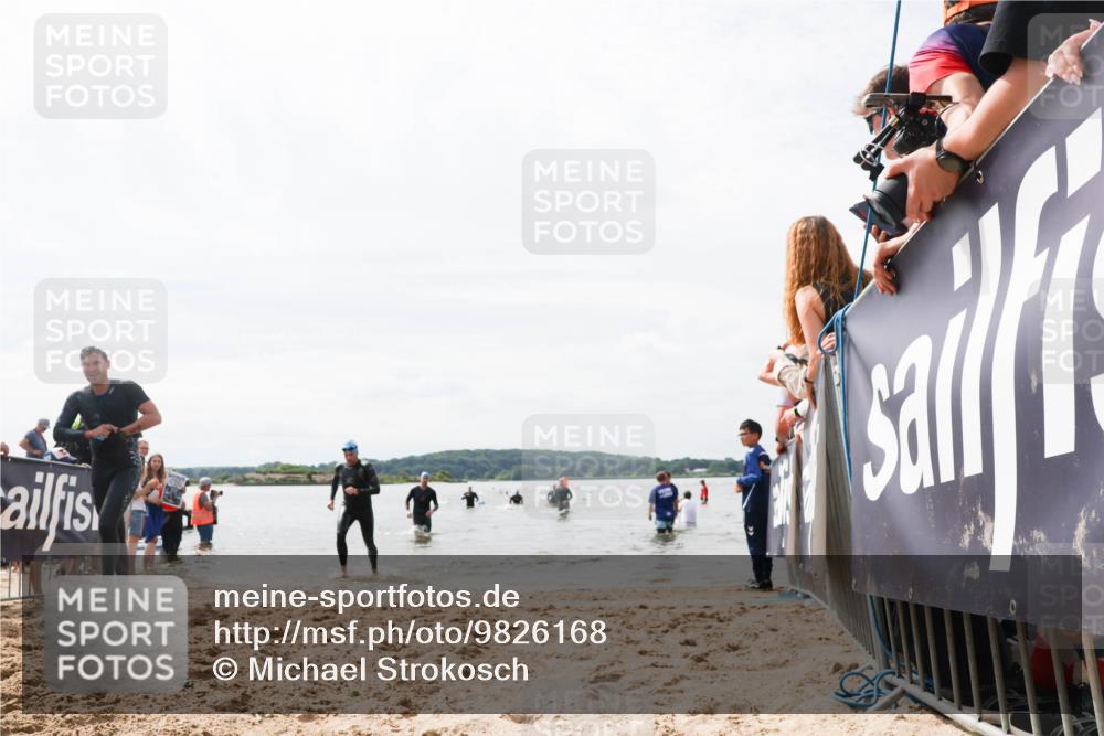 21.06.2026 - Viking Triathlon Michael Strokosch http://msf.ph/oto/9826168 21.06.2026 10:38:14 Schwimmen 80, 99, 241, 315 meine-sportfotos.de