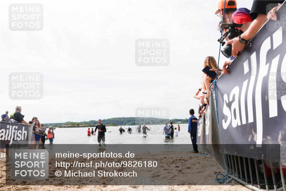 21.06.2026 - Viking Triathlon Michael Strokosch http://msf.ph/oto/9826180 21.06.2026 10:38:18 Schwimmen 80, 99, 315, 465 meine-sportfotos.de