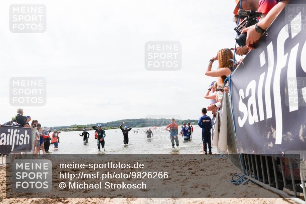 21.06.2026 - Viking Triathlon Michael Strokosch http://msf.ph/oto/9826266 21.06.2026 10:38:46 Schwimmen 53, 55, 144, 303, 397, 419, 546 meine-sportfotos.de