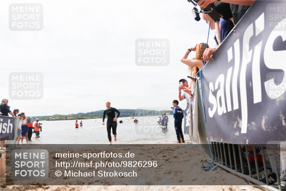21.06.2026 - Viking Triathlon Michael Strokosch http://msf.ph/oto/9826296 21.06.2026 10:38:56 Schwimmen 144, 419, 666 meine-sportfotos.de