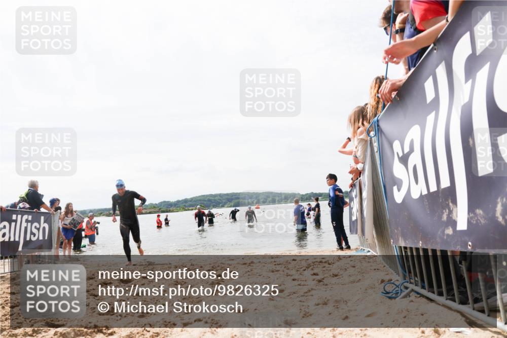 21.06.2026 - Viking Triathlon Michael Strokosch http://msf.ph/oto/9826325 21.06.2026 10:39:06 Schwimmen 559 meine-sportfotos.de
