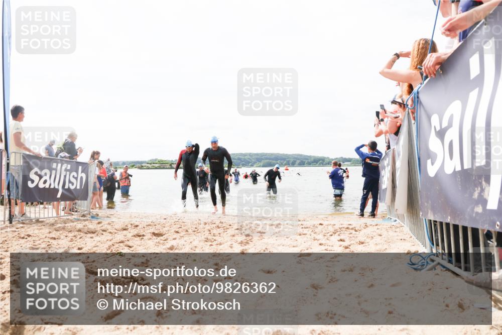 21.06.2026 - Viking Triathlon Michael Strokosch http://msf.ph/oto/9826362 21.06.2026 10:39:18 Schwimmen 152, 214, 232, 328, 340, 457 meine-sportfotos.de