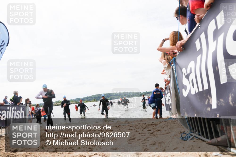 21.06.2026 - Viking Triathlon Michael Strokosch http://msf.ph/oto/9826507 21.06.2026 10:40:07 Schwimmen 125, 167, 211, 256, 333, 411, 484, 493, 647 meine-sportfotos.de