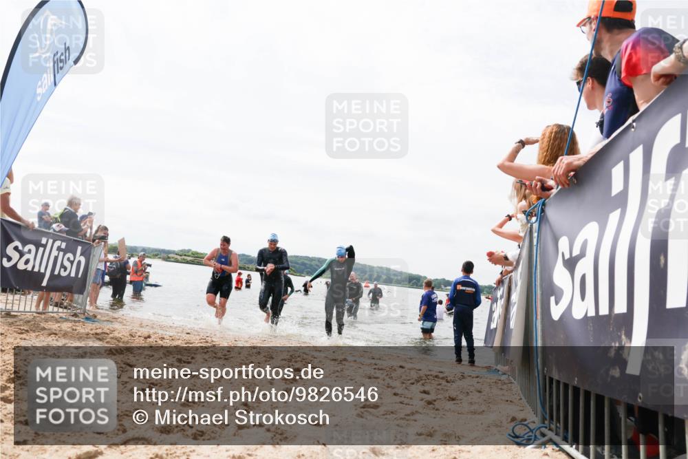 21.06.2026 - Viking Triathlon Michael Strokosch http://msf.ph/oto/9826546 21.06.2026 10:40:20 Schwimmen 34, 58, 398, 425, 460, 484, 496, 649 meine-sportfotos.de