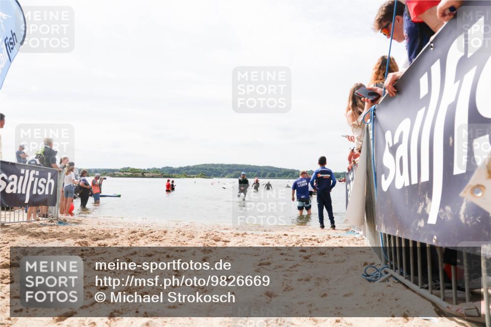 21.06.2026 - Viking Triathlon Michael Strokosch http://msf.ph/oto/9826669 21.06.2026 10:41:03 Schwimmen 132 meine-sportfotos.de
