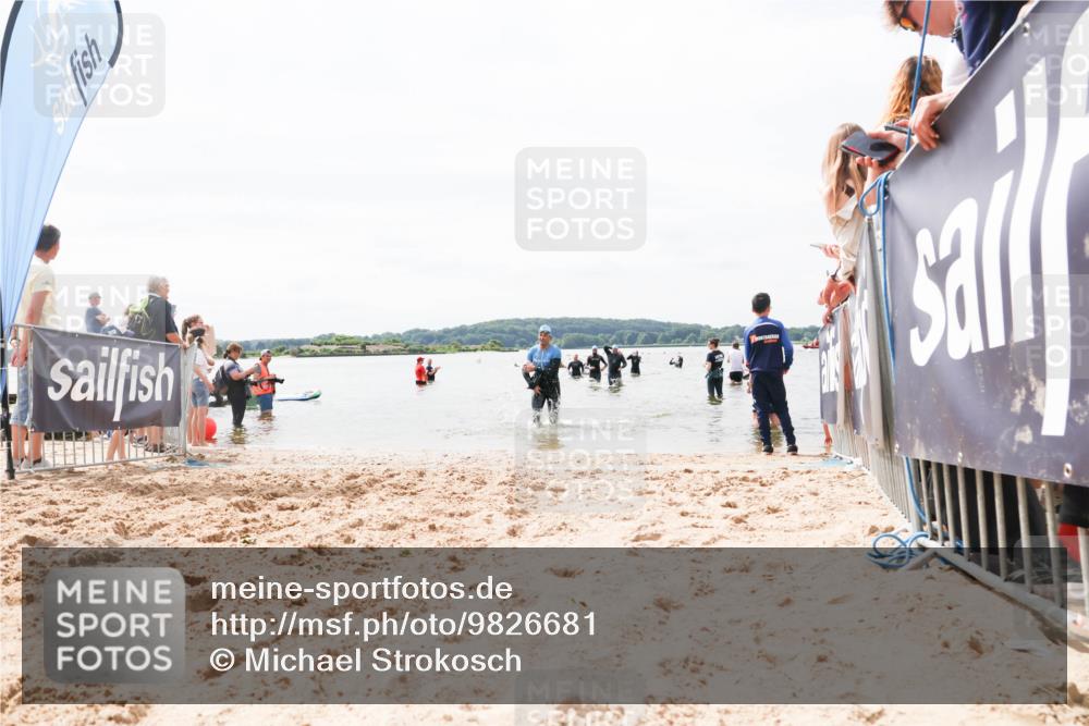 21.06.2026 - Viking Triathlon Michael Strokosch http://msf.ph/oto/9826681 21.06.2026 10:41:07 Schwimmen 132 meine-sportfotos.de