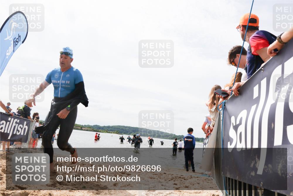 21.06.2026 - Viking Triathlon Michael Strokosch http://msf.ph/oto/9826696 21.06.2026 10:41:12 Schwimmen 95, 132, 356 meine-sportfotos.de