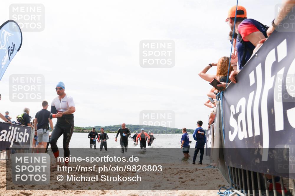 21.06.2026 - Viking Triathlon Michael Strokosch http://msf.ph/oto/9826803 21.06.2026 10:41:47 Schwimmen 83, 143, 162, 339, 452, 522, 608, 655 meine-sportfotos.de