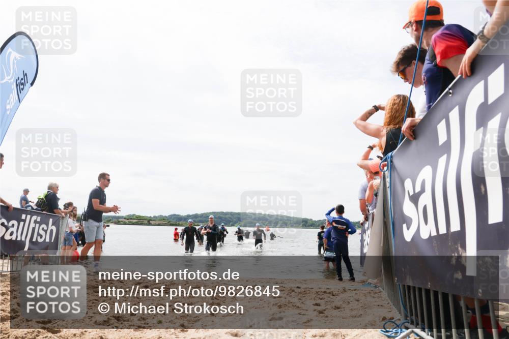 21.06.2026 - Viking Triathlon Michael Strokosch http://msf.ph/oto/9826845 21.06.2026 10:42:01 Schwimmen 44, 63, 134, 438, 552 meine-sportfotos.de