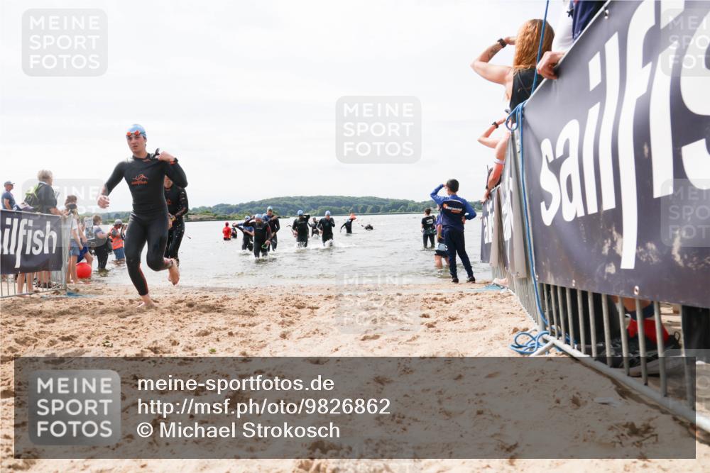21.06.2026 - Viking Triathlon Michael Strokosch http://msf.ph/oto/9826862 21.06.2026 10:42:07 Schwimmen 44, 86, 94, 134, 188, 193, 399, 438 meine-sportfotos.de