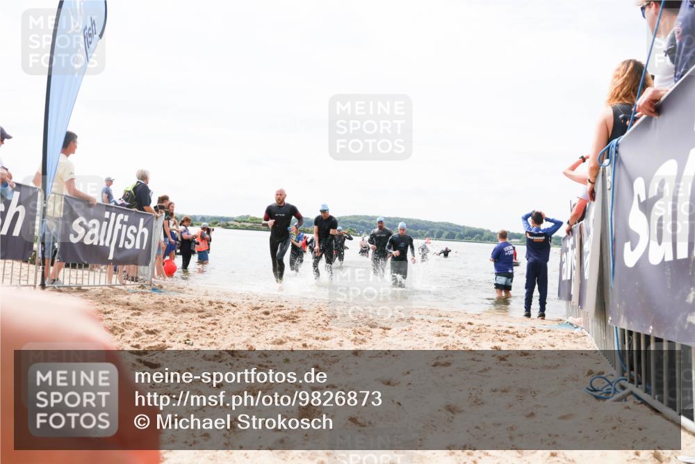21.06.2026 - Viking Triathlon Michael Strokosch http://msf.ph/oto/9826873 21.06.2026 10:42:11 Schwimmen 86, 94, 134, 188, 193, 266, 399, 438, 492 meine-sportfotos.de