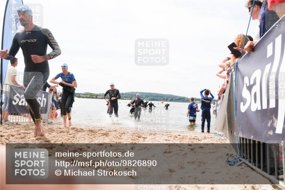 21.06.2026 - Viking Triathlon Michael Strokosch http://msf.ph/oto/9826890 21.06.2026 10:42:16 Schwimmen 86, 94, 188, 193, 266, 279, 399, 492, 516 meine-sportfotos.de