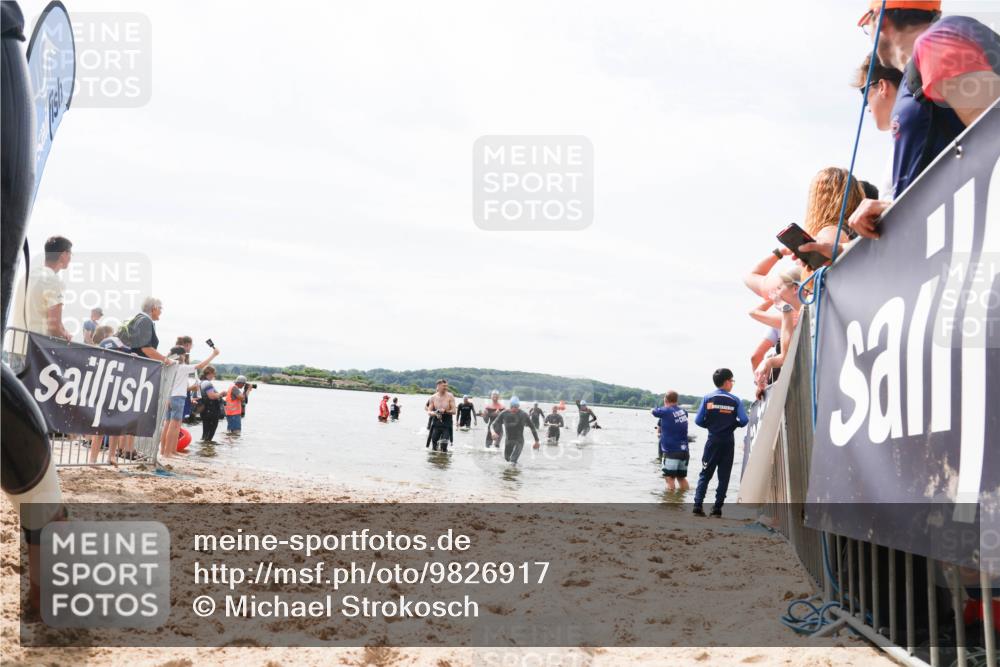 21.06.2026 - Viking Triathlon Michael Strokosch http://msf.ph/oto/9826917 21.06.2026 10:42:25 Schwimmen 45, 72, 279, 296, 348, 393, 492, 516 meine-sportfotos.de