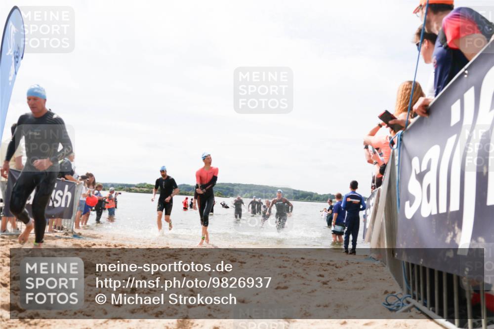 21.06.2026 - Viking Triathlon Michael Strokosch http://msf.ph/oto/9826937 21.06.2026 10:42:32 Schwimmen 45, 72, 296, 348, 393, 436 meine-sportfotos.de