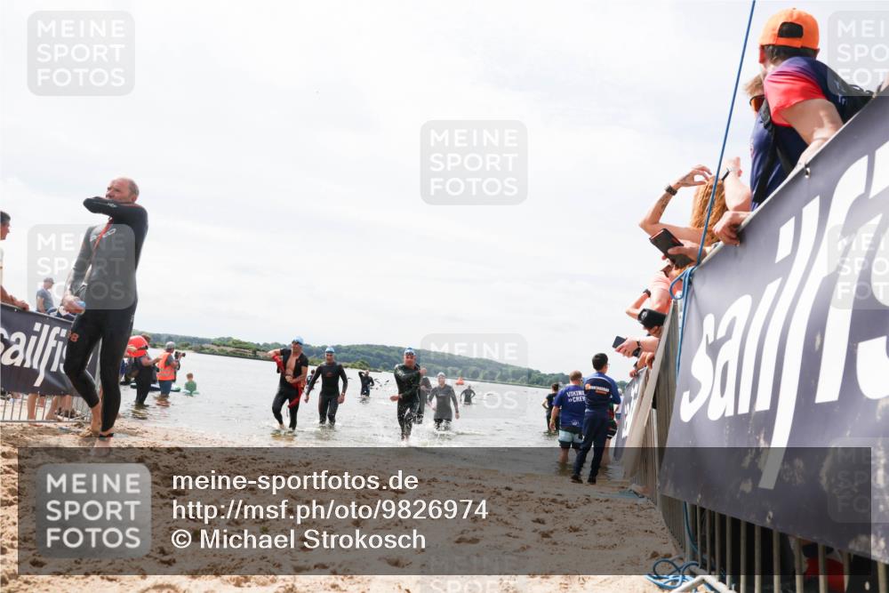 21.06.2026 - Viking Triathlon Michael Strokosch http://msf.ph/oto/9826974 21.06.2026 10:42:45 Schwimmen 41, 166, 175, 213, 268, 384, 436 meine-sportfotos.de