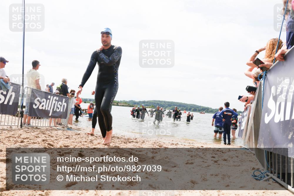 21.06.2026 - Viking Triathlon Michael Strokosch http://msf.ph/oto/9827039 21.06.2026 10:43:07 Schwimmen 88, 153, 225, 259, 286 meine-sportfotos.de