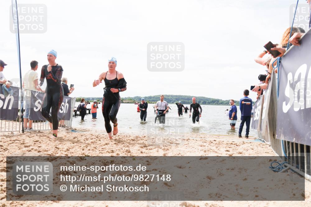 21.06.2026 - Viking Triathlon Michael Strokosch http://msf.ph/oto/9827148 21.06.2026 10:43:43 Schwimmen 93, 163, 230, 231, 234, 248, 351, 459, 470, 618, 663 meine-sportfotos.de