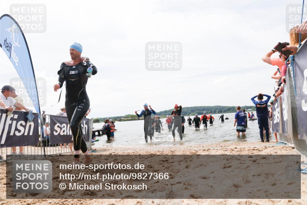 21.06.2026 - Viking Triathlon Michael Strokosch http://msf.ph/oto/9827366 21.06.2026 10:45:00 Schwimmen 33, 276, 329, 350, 377, 415, 658, 668 meine-sportfotos.de