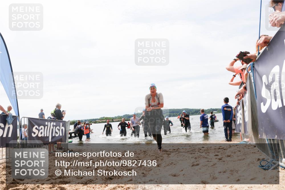 21.06.2026 - Viking Triathlon Michael Strokosch http://msf.ph/oto/9827436 21.06.2026 10:45:24 Schwimmen 37, 48, 105, 147, 258, 273, 274, 302, 326, 354, 635 meine-sportfotos.de