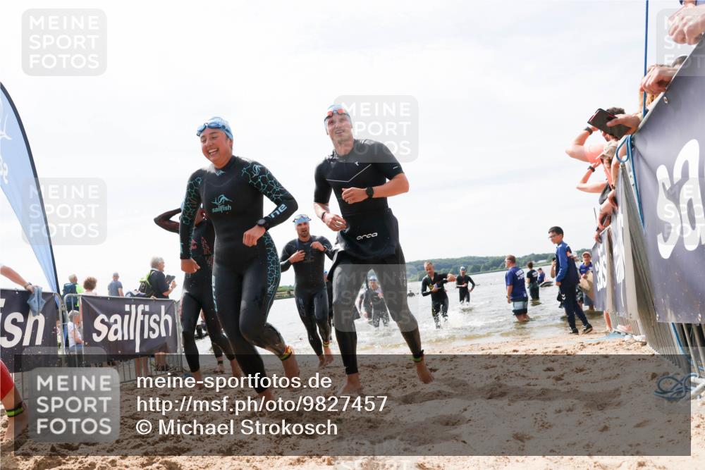 21.06.2026 - Viking Triathlon Michael Strokosch http://msf.ph/oto/9827457 21.06.2026 10:45:31 Schwimmen 37, 48, 85, 105, 147, 158, 273, 274, 302, 354, 376, 540, 635 meine-sportfotos.de