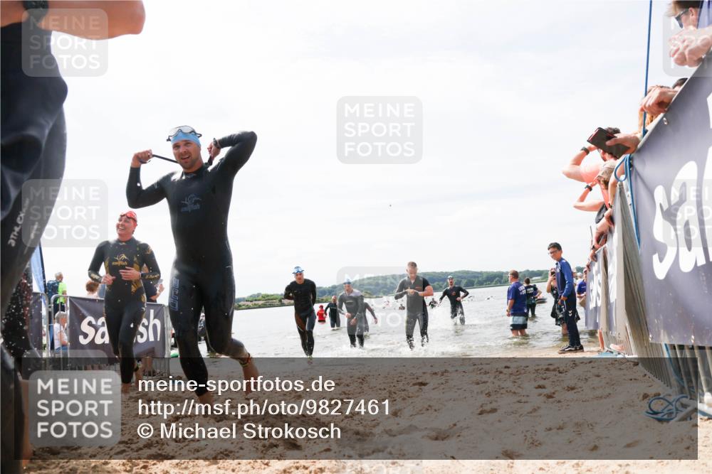 21.06.2026 - Viking Triathlon Michael Strokosch http://msf.ph/oto/9827461 21.06.2026 10:45:32 Schwimmen 37, 48, 85, 105, 147, 158, 273, 274, 302, 354, 376, 540, 562, 635 meine-sportfotos.de