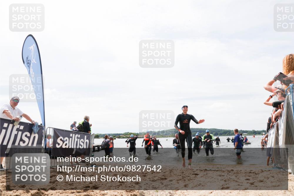 21.06.2026 - Viking Triathlon Michael Strokosch http://msf.ph/oto/9827542 21.06.2026 10:45:59 Schwimmen 138, 172, 196, 245, 331, 389, 405, 534, 539 meine-sportfotos.de