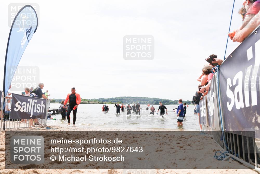 21.06.2026 - Viking Triathlon Michael Strokosch http://msf.ph/oto/9827643 21.06.2026 10:46:33 Schwimmen 156, 363, 388, 497, 654 meine-sportfotos.de
