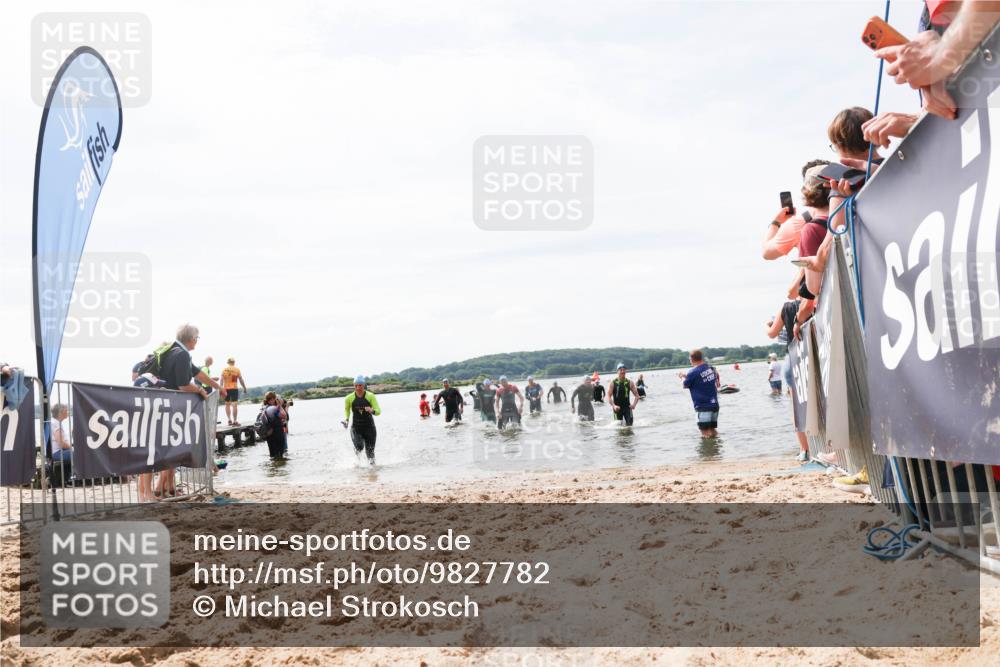 21.06.2026 - Viking Triathlon Michael Strokosch http://msf.ph/oto/9827782 21.06.2026 10:47:19 Schwimmen 116, 155, 317, 321, 458 meine-sportfotos.de