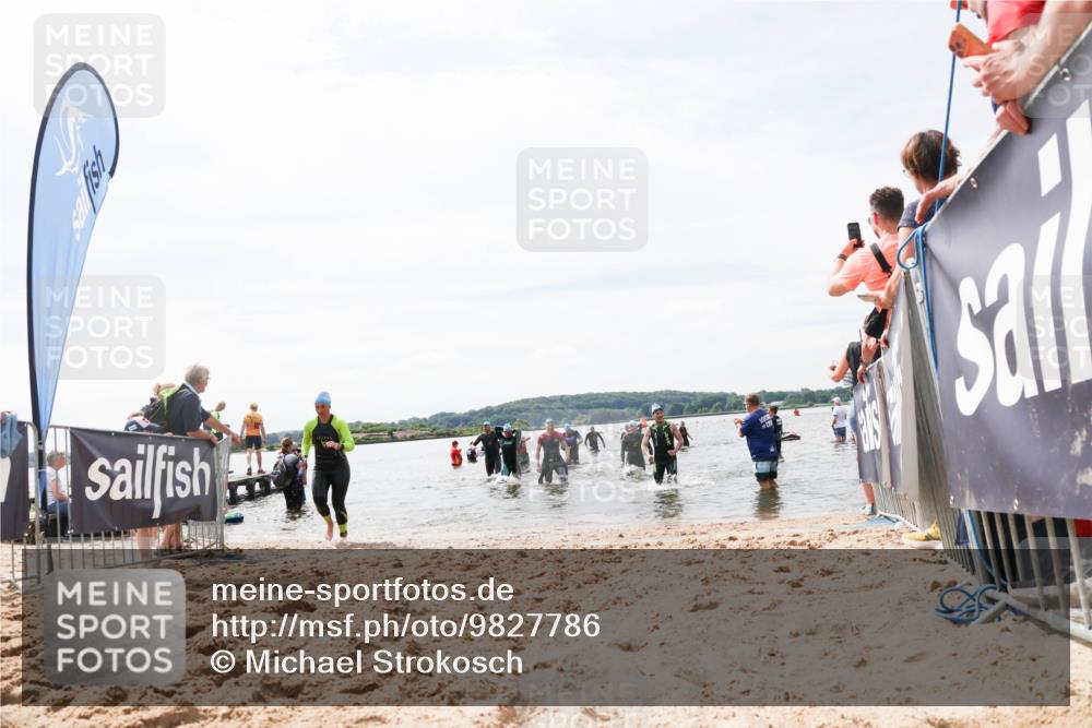 21.06.2026 - Viking Triathlon Michael Strokosch http://msf.ph/oto/9827786 21.06.2026 10:47:20 Schwimmen 116, 155, 212, 317, 321 meine-sportfotos.de