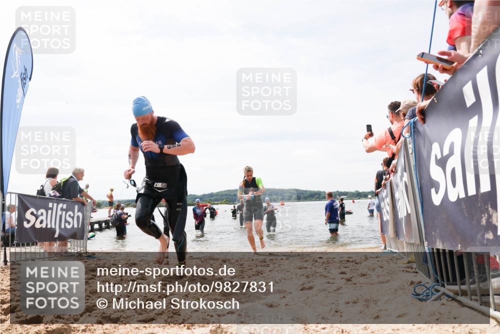 21.06.2026 - Viking Triathlon Michael Strokosch http://msf.ph/oto/9827831 21.06.2026 10:47:37 Schwimmen 56, 297, 304, 352, 353, 469, 554, 571 meine-sportfotos.de