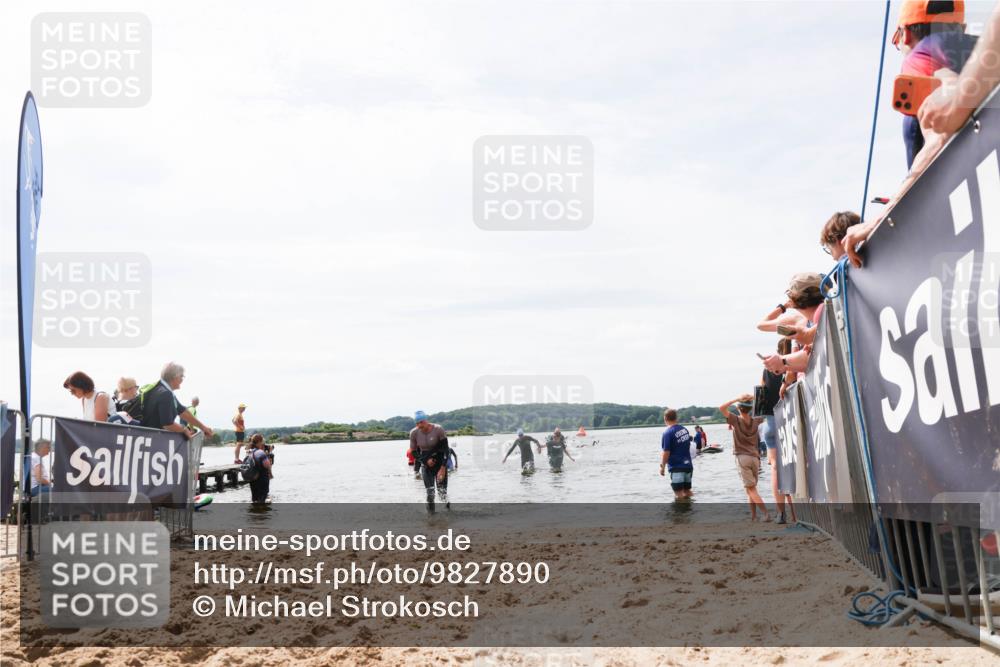 21.06.2026 - Viking Triathlon Michael Strokosch http://msf.ph/oto/9827890 21.06.2026 10:47:57 Schwimmen 60, 574 meine-sportfotos.de