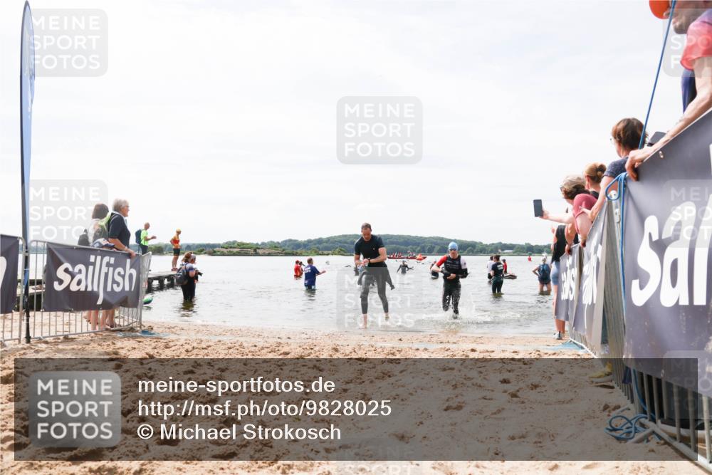 21.06.2026 - Viking Triathlon Michael Strokosch http://msf.ph/oto/9828025 21.06.2026 10:48:41 Schwimmen 181, 207, 209, 495 meine-sportfotos.de